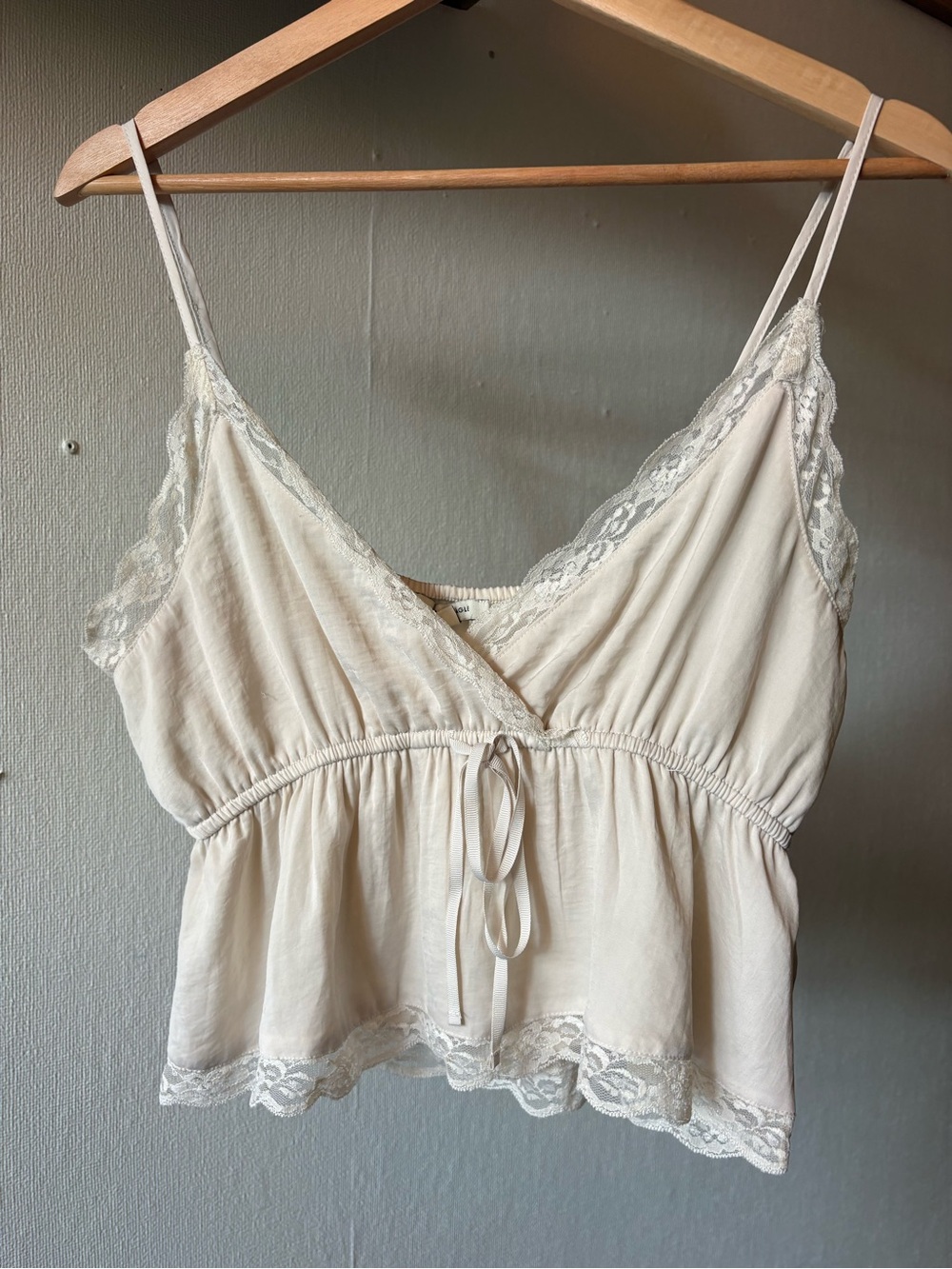 American Eagle Outfitters Satin Lace-Trim Cami in cream